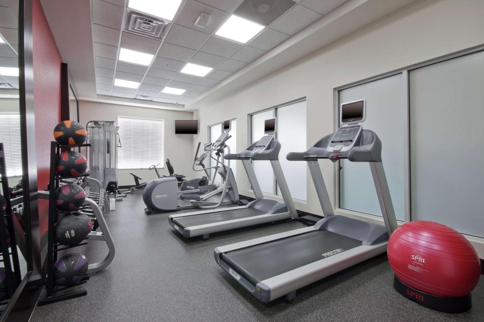 Hilton Garden Inn Oklahoma City Midtown Ngoại thất bức ảnh