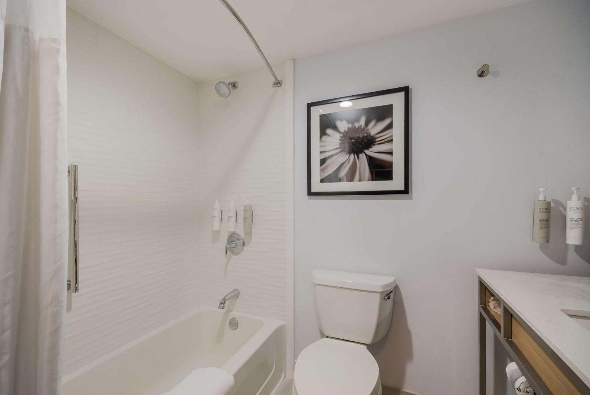 Hilton Garden Inn Oklahoma City Midtown Ngoại thất bức ảnh
